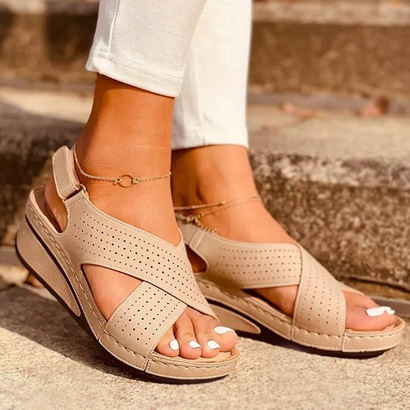 Amazon Shoppers Say These Cork Sandals Are Similar to Birkenstocks